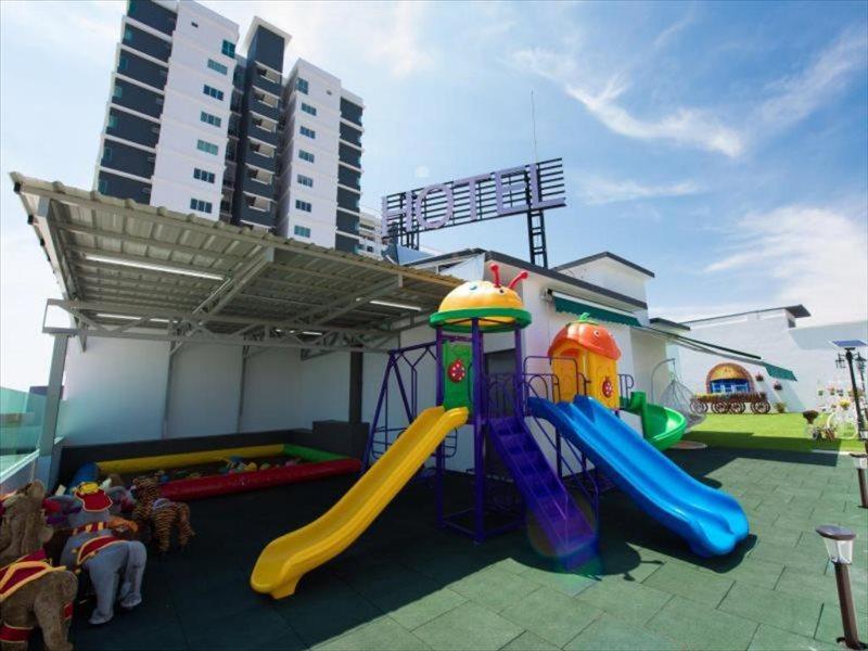 A+ Boutique Hotel Sekinchan Exterior foto
