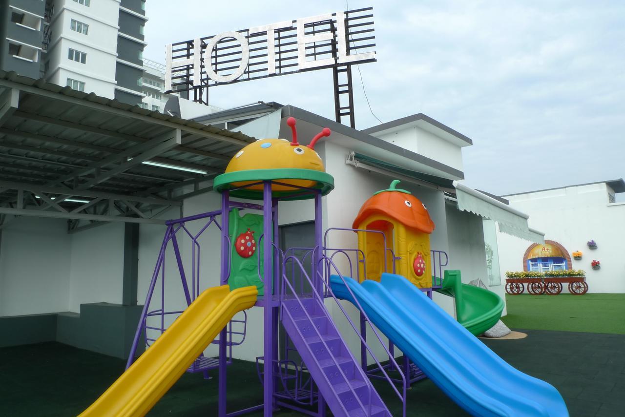 A+ Boutique Hotel Sekinchan Exterior foto